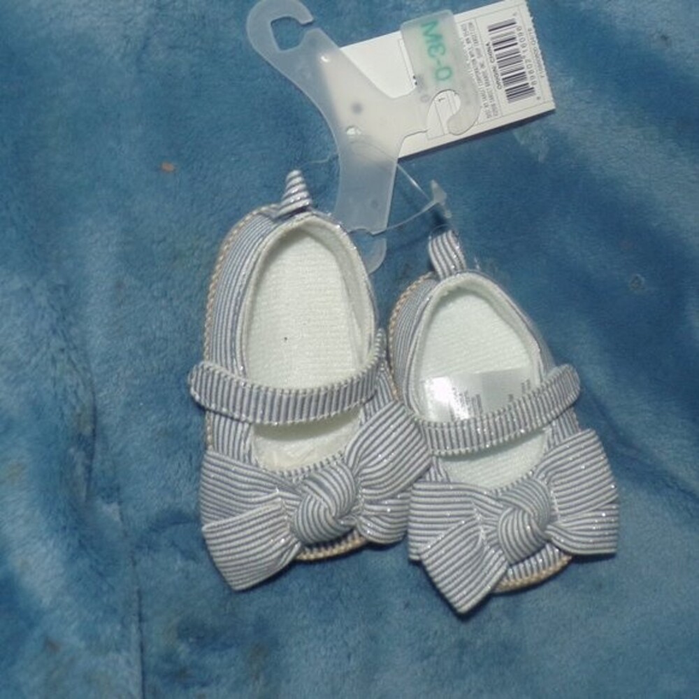 Cat and Jack Baby Sandals 0-3  Months new with tags blue white stripe with bows